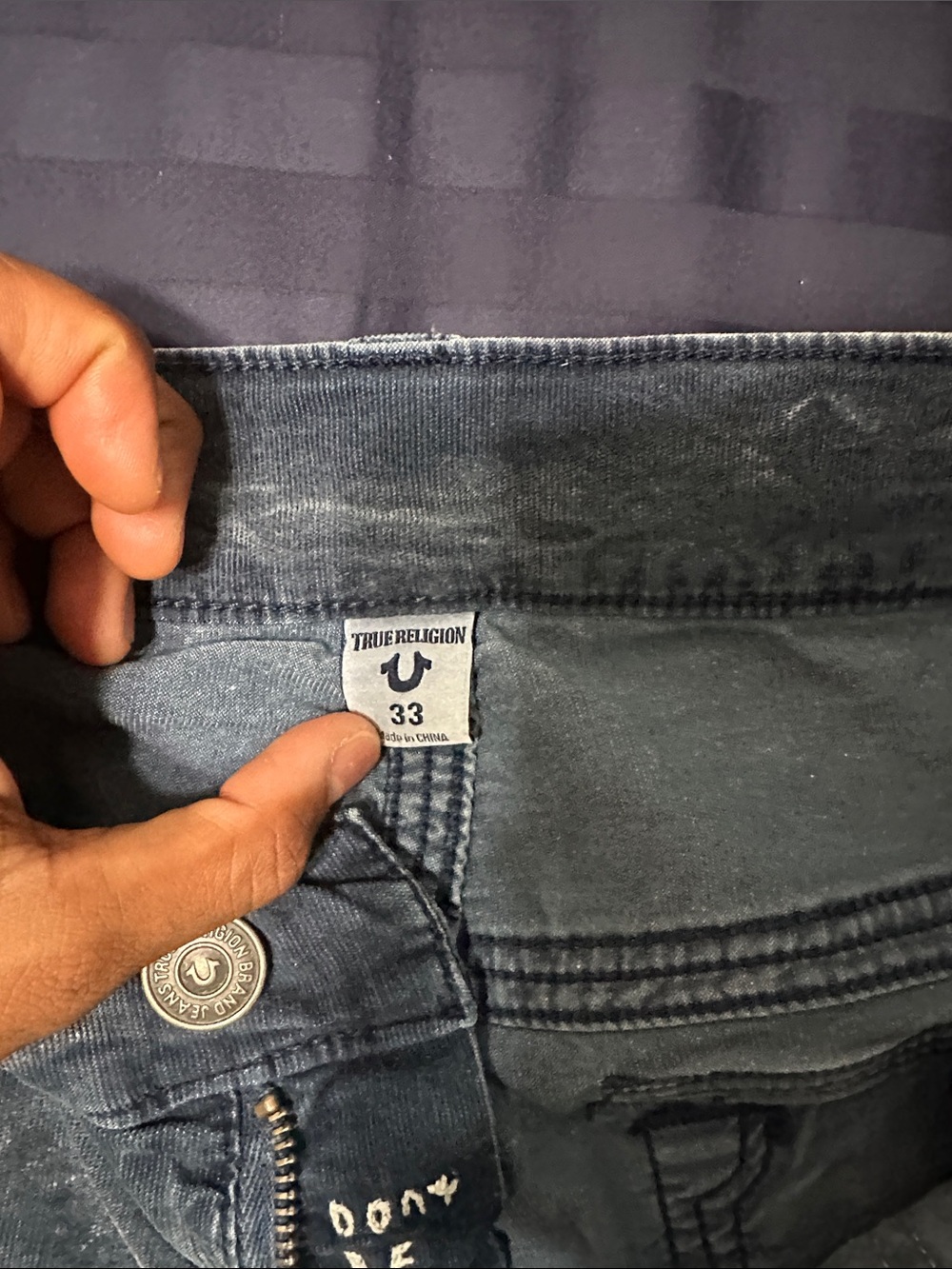 True religion Men's Washed Black Jeans - Classic Casual Fit - Picture 6 of 9